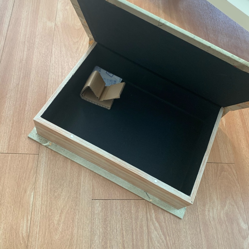 Decor Box - Picture 3 of 4